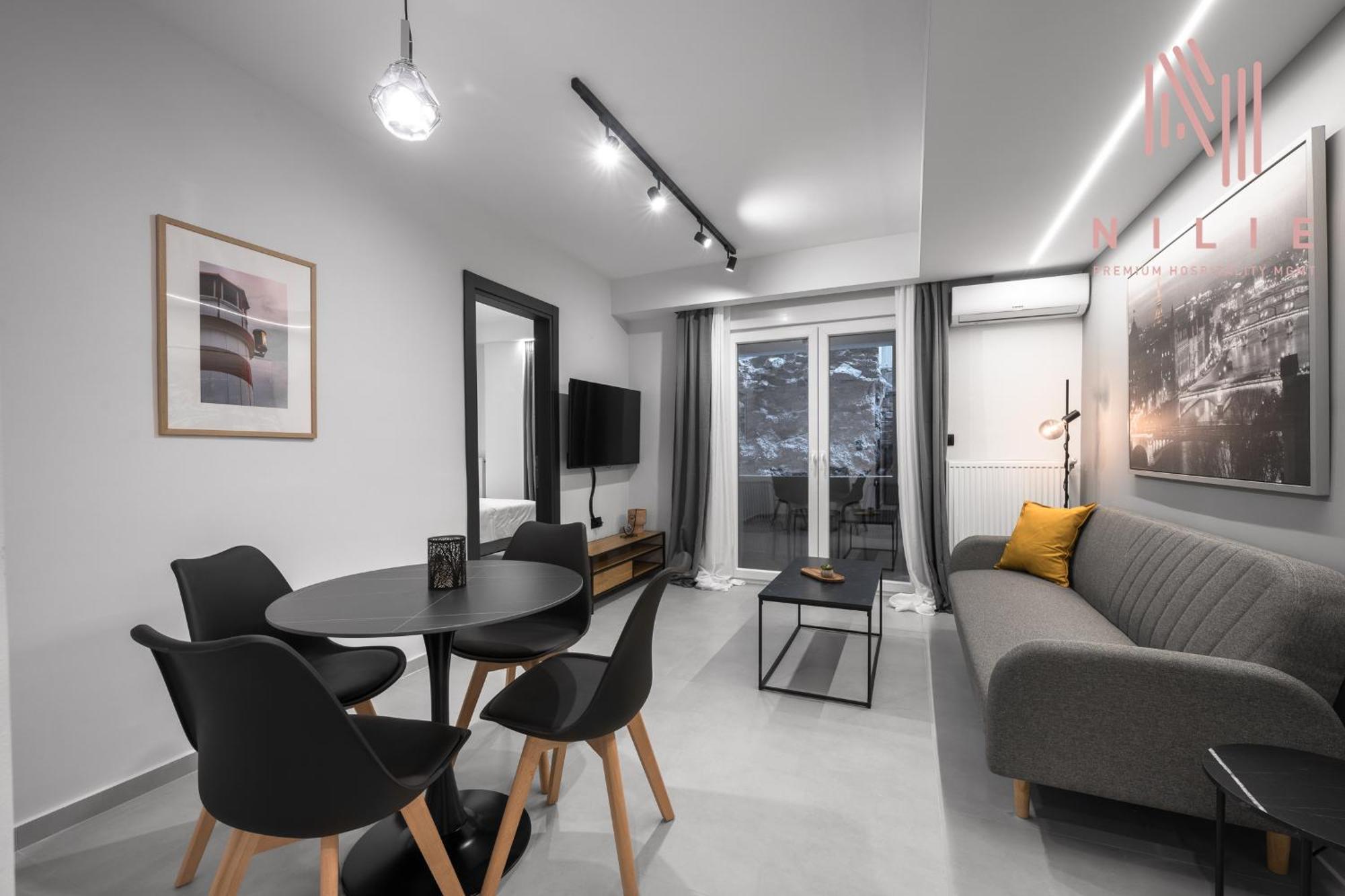Room 8, Nilie Hospitality Mgmt Салоники Экстерьер фото