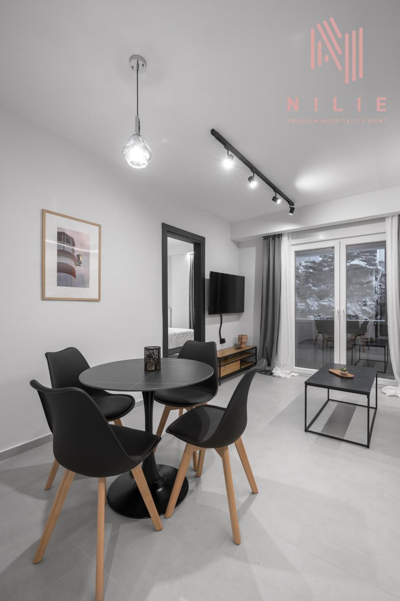 Room 8, Nilie Hospitality Mgmt Салоники Экстерьер фото
