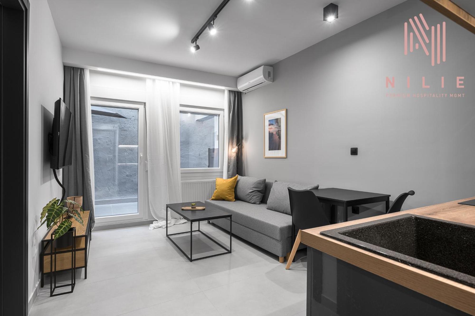 Room 8, Nilie Hospitality Mgmt Салоники Экстерьер фото