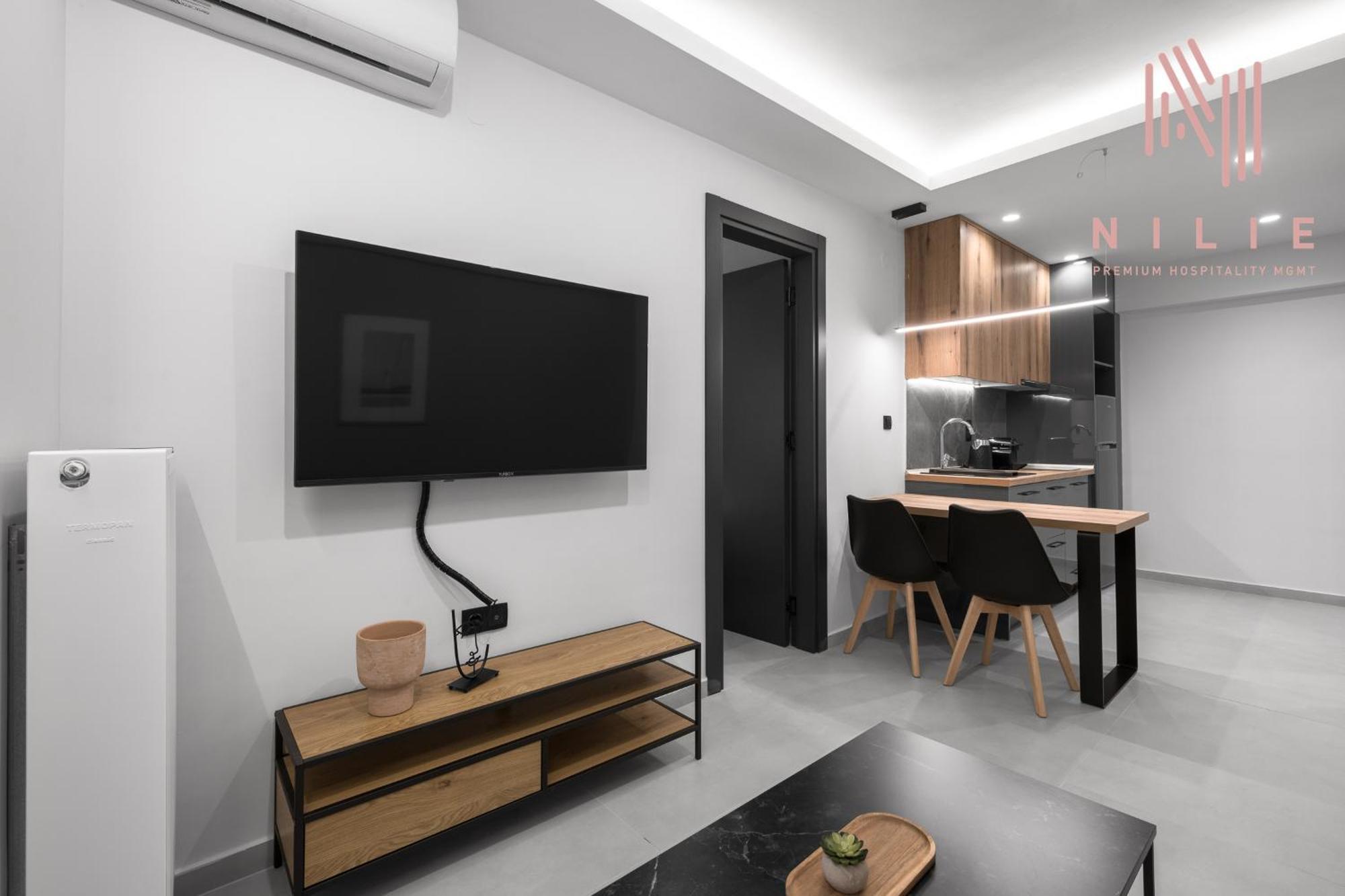 Room 8, Nilie Hospitality Mgmt Салоники Экстерьер фото